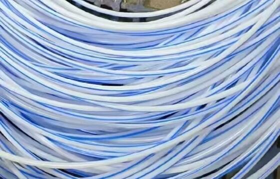 Dobra cena Rura PTFE o wysokiej odporności na temperaturę z odpornością chemiczną i właściwościami samogasnącymi do zastosowań elektronicznych w Internecie